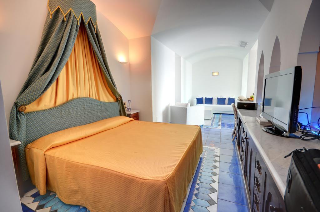 Grand Hotel San Pietro パリヌロ エクステリア 写真